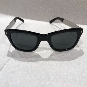 TORY BURCH SUNGLASSES